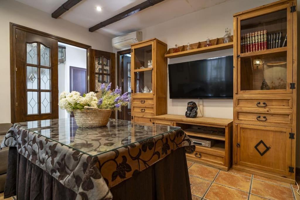 Casa Con Patio Y Terraza En Barrio Historico De La Villa, Junto Al Adarve بييغو ذي كورذوبا المظهر الخارجي الصورة