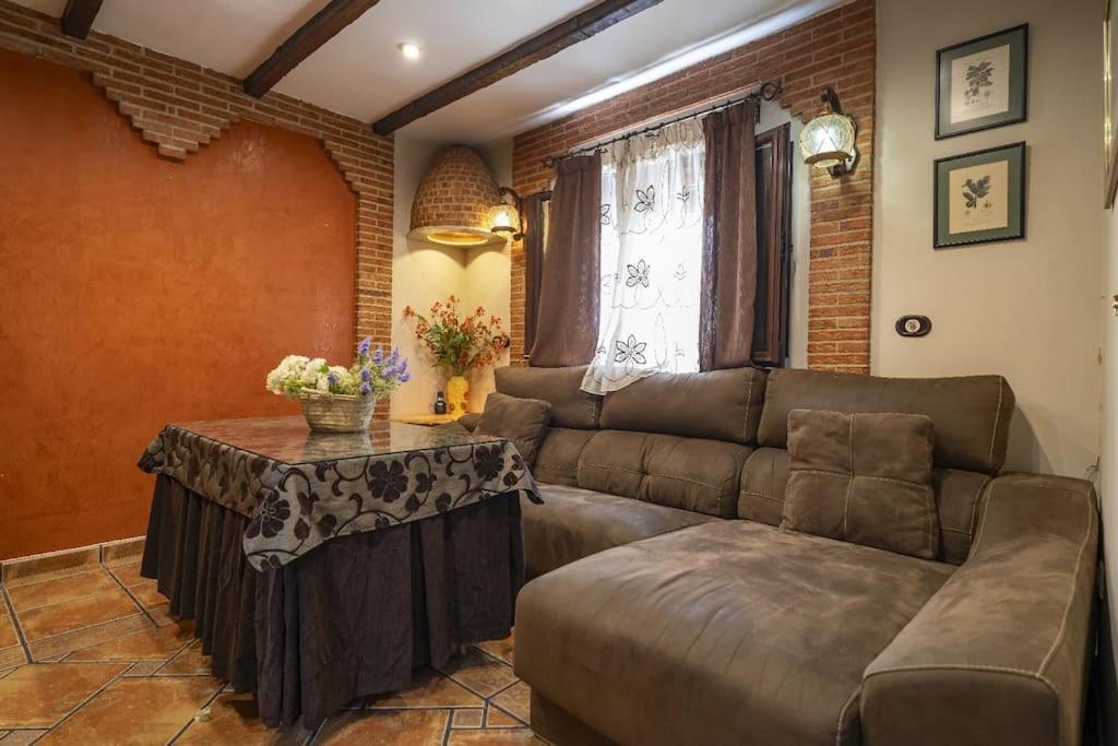 Casa Con Patio Y Terraza En Barrio Historico De La Villa, Junto Al Adarve بييغو ذي كورذوبا المظهر الخارجي الصورة